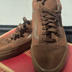 NWOT - Vans Men's Chocolate Brown Suede Sneakers